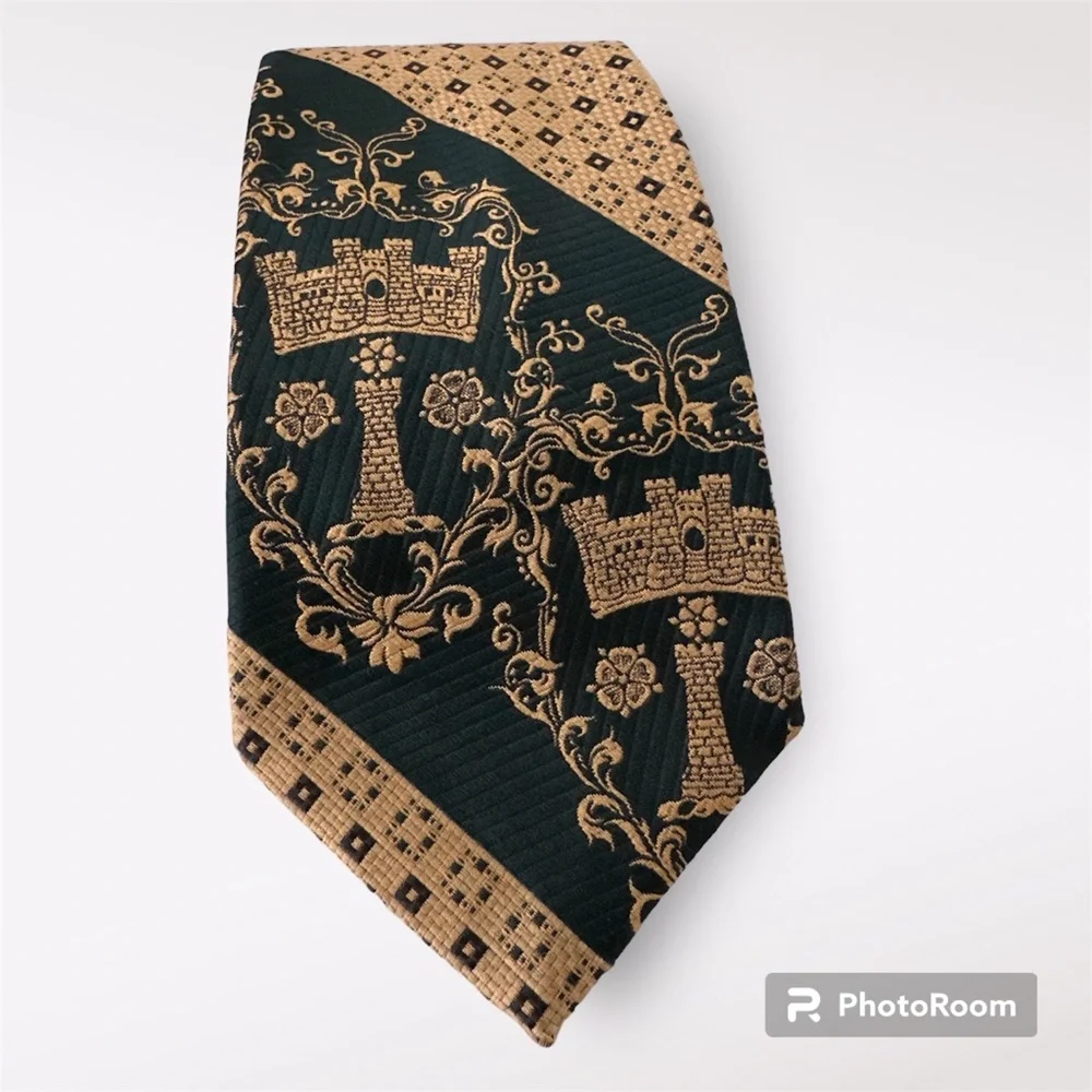 Vintage Chadwick Wembley Neck Tie for Brown Olive or Black Suits Green Gold